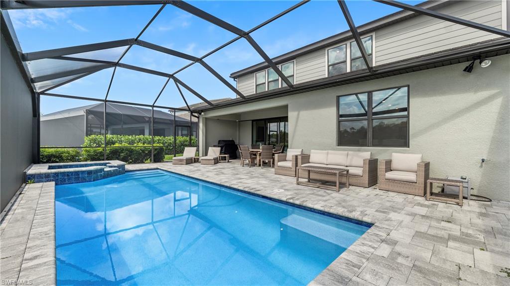 VENTANA POINTE - Residential