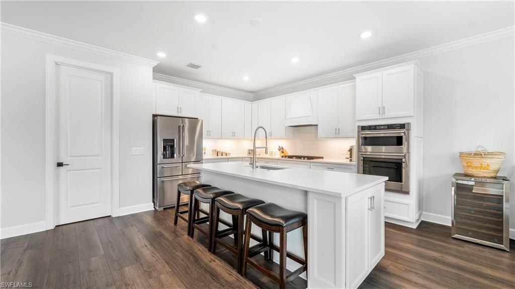 VENTANA POINTE - Residential