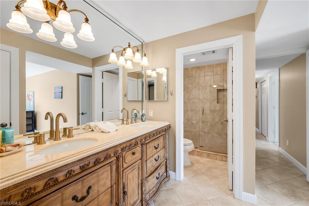 CROWS NEST - Residential