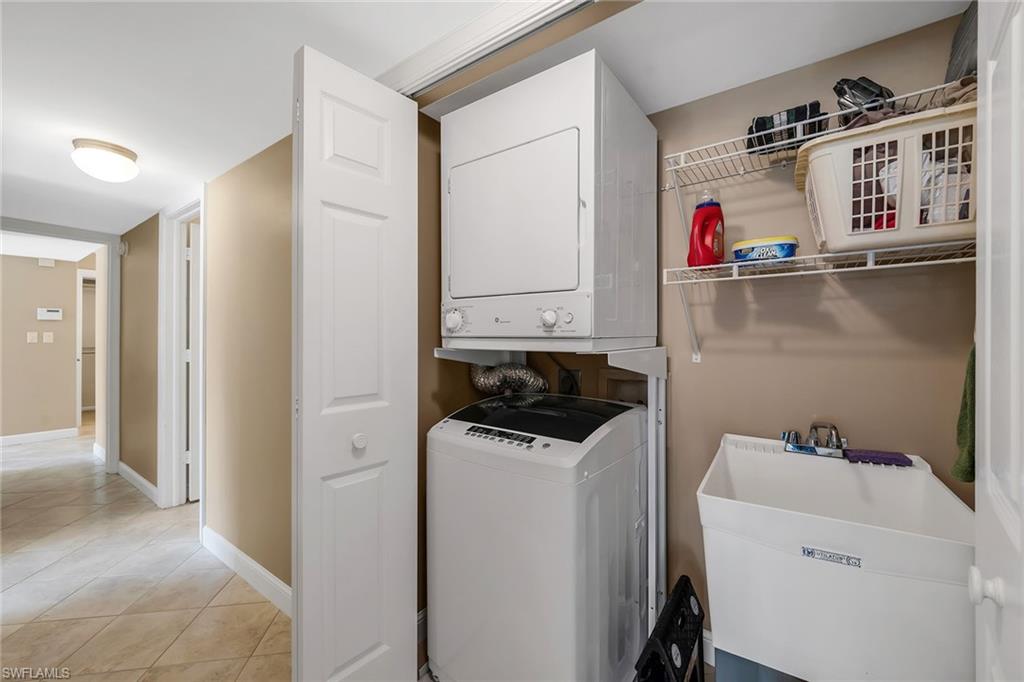 CROWS NEST - Residential