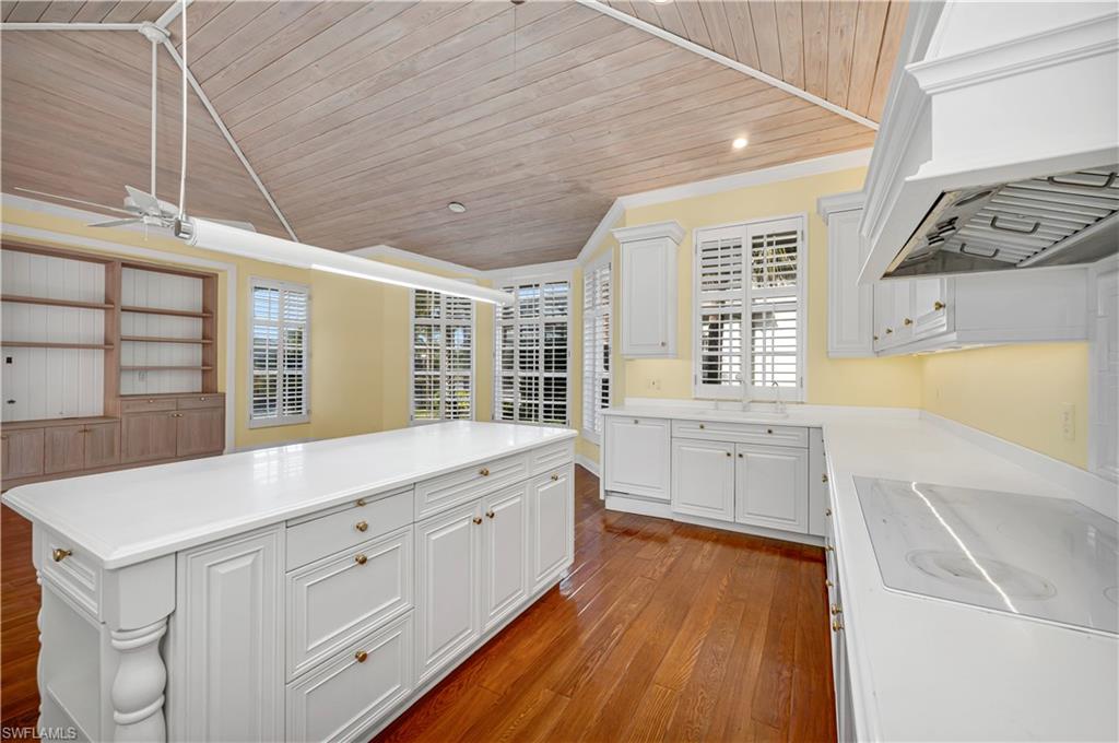 RIVERWALK - Residential