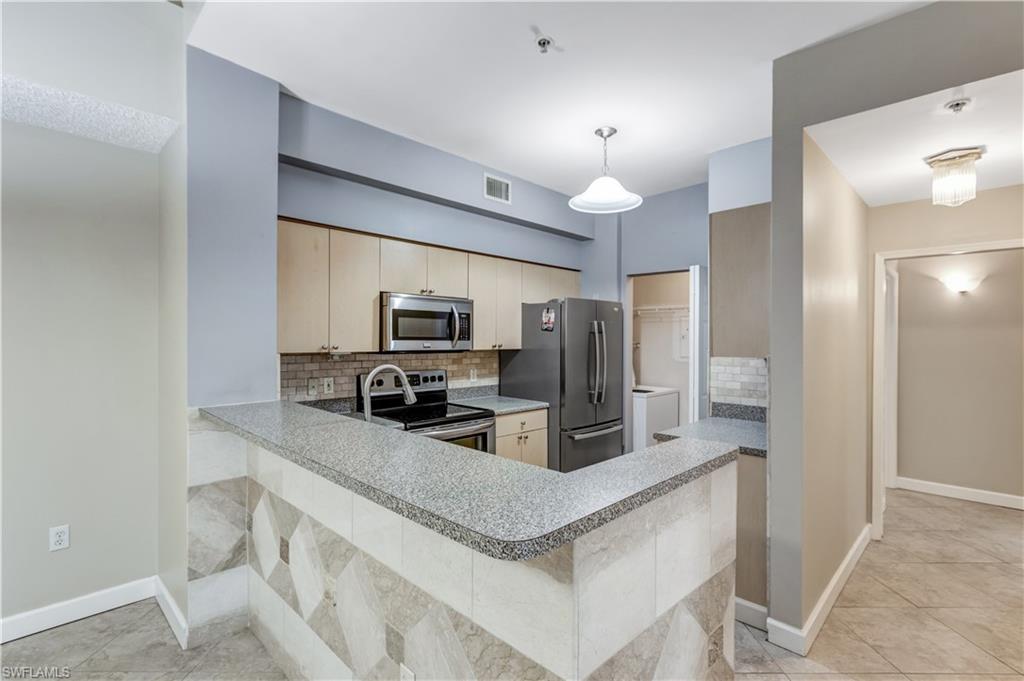 RESERVE AT NAPLES - Residential Lease