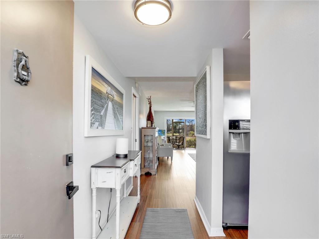 COUNTRY CLUB MANOR - Residential