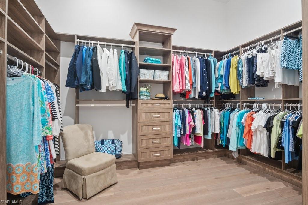 PINE RIDGE - Residential