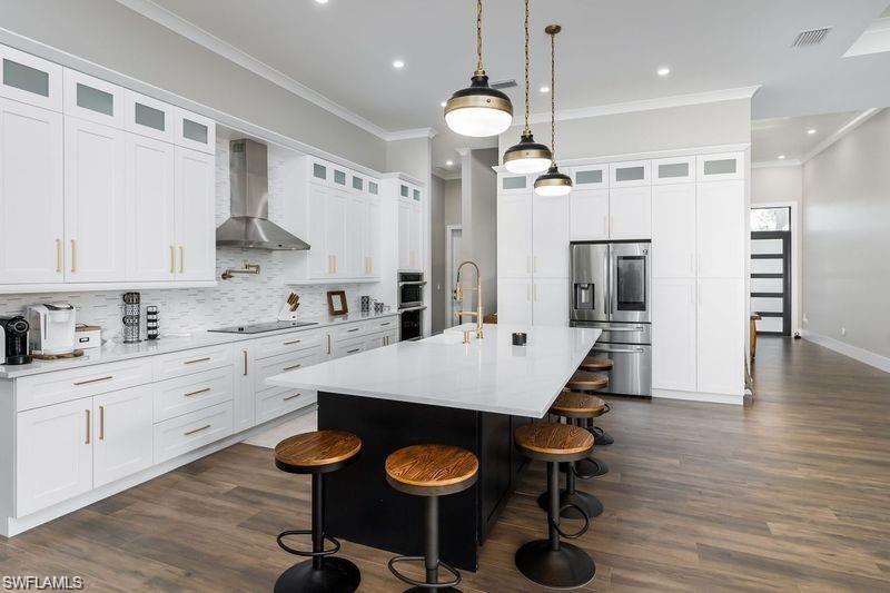 GOLDEN GATE ESTATES - Residential