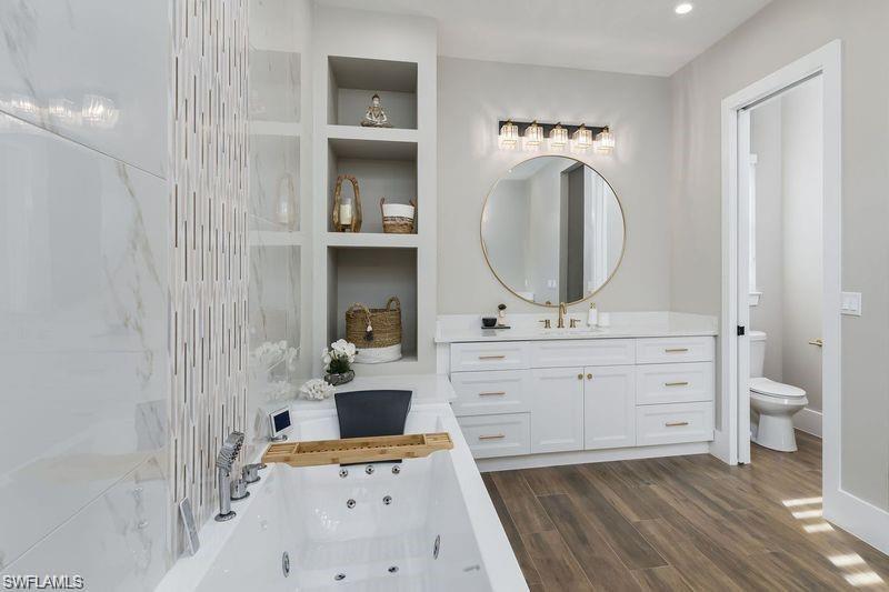 GOLDEN GATE ESTATES - Residential