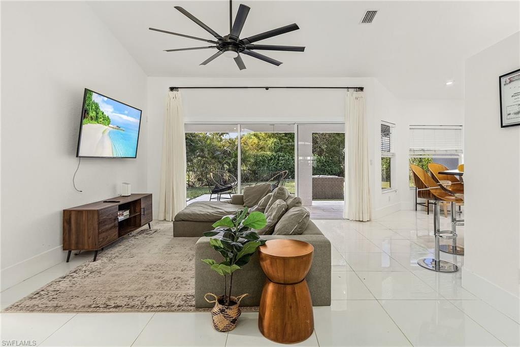 IMPERIAL OAKS - Residential Lease