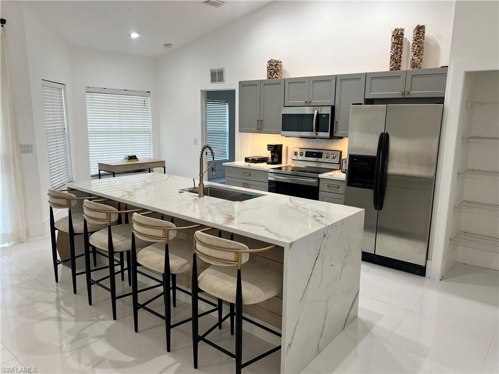 IMPERIAL OAKS - Residential Lease