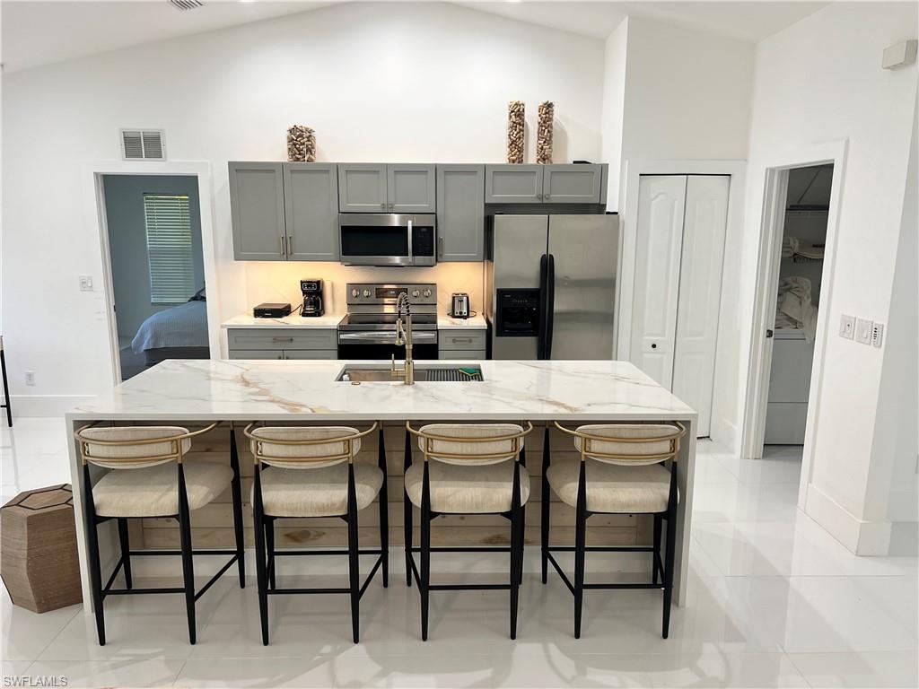 IMPERIAL OAKS - Residential Lease