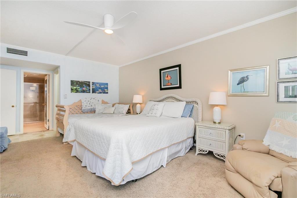 ISLAND REEF CONDO - Residential