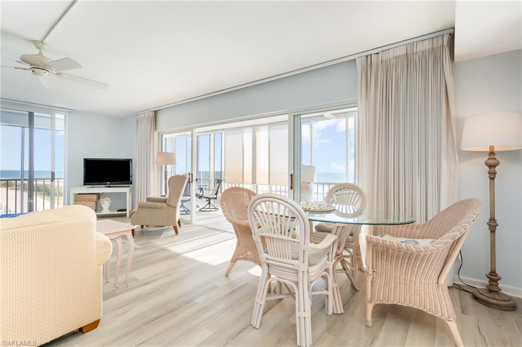 ISLAND REEF CONDO - Residential