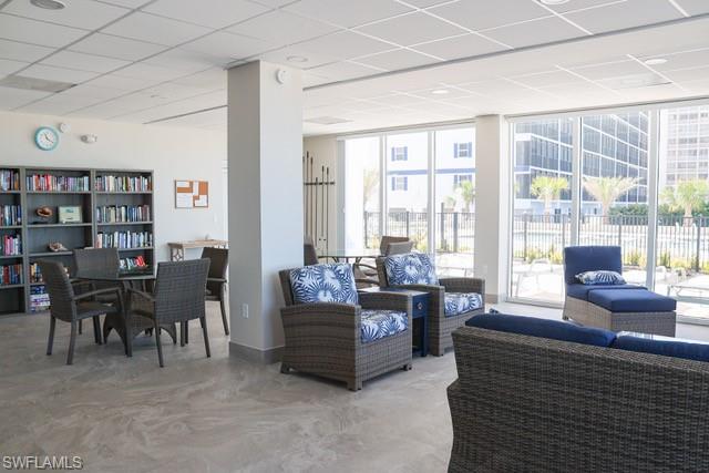 ISLAND REEF CONDO - Residential