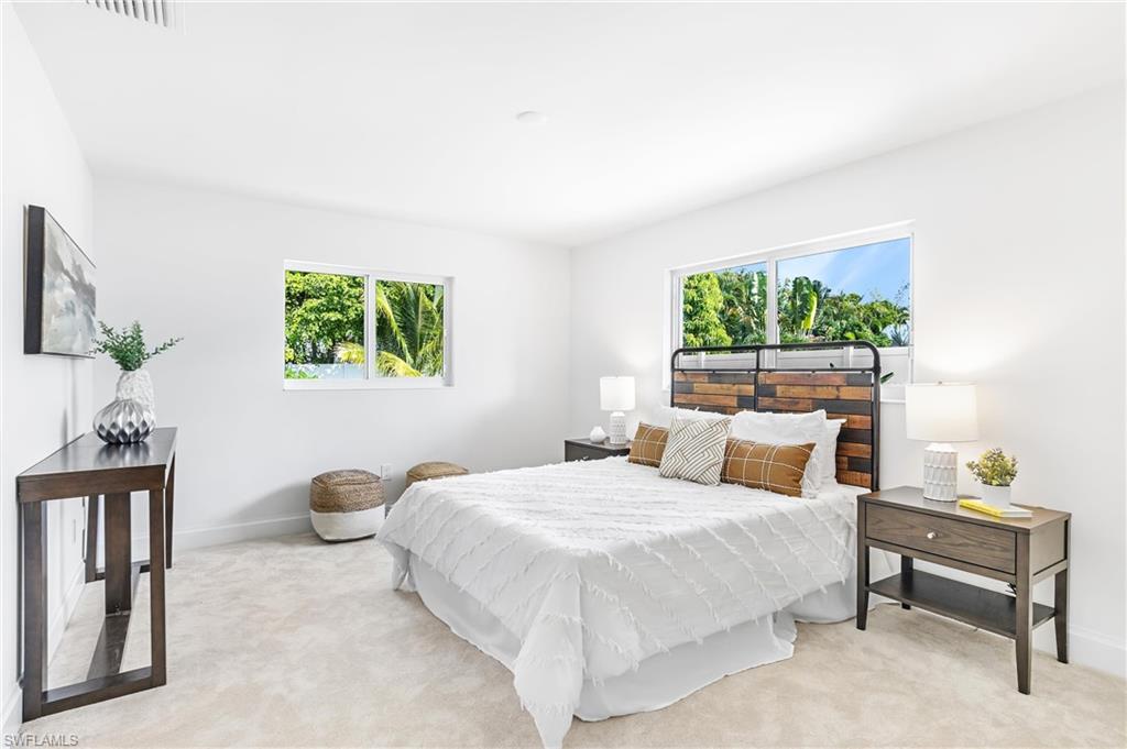 MOORINGS - Residential