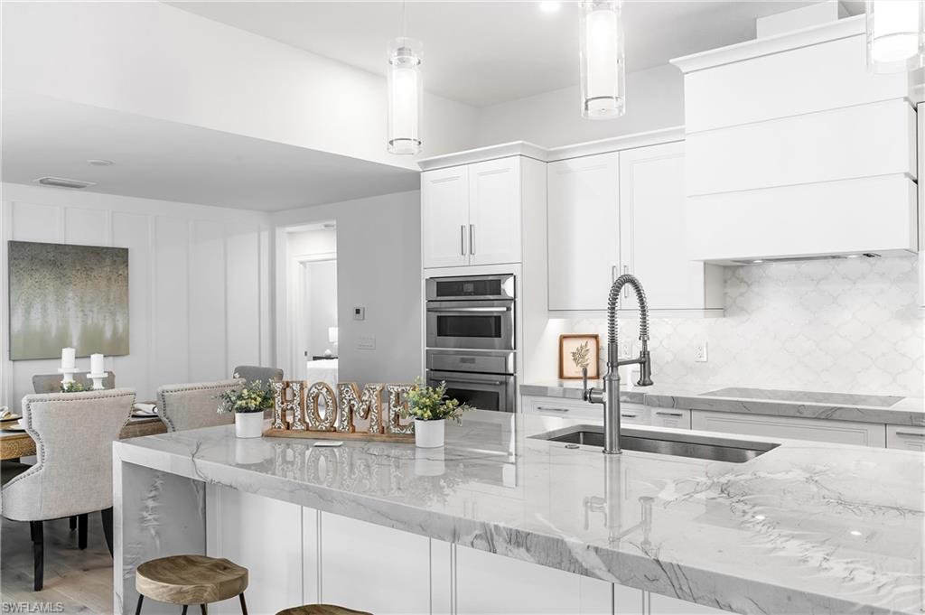 MOORINGS - Residential