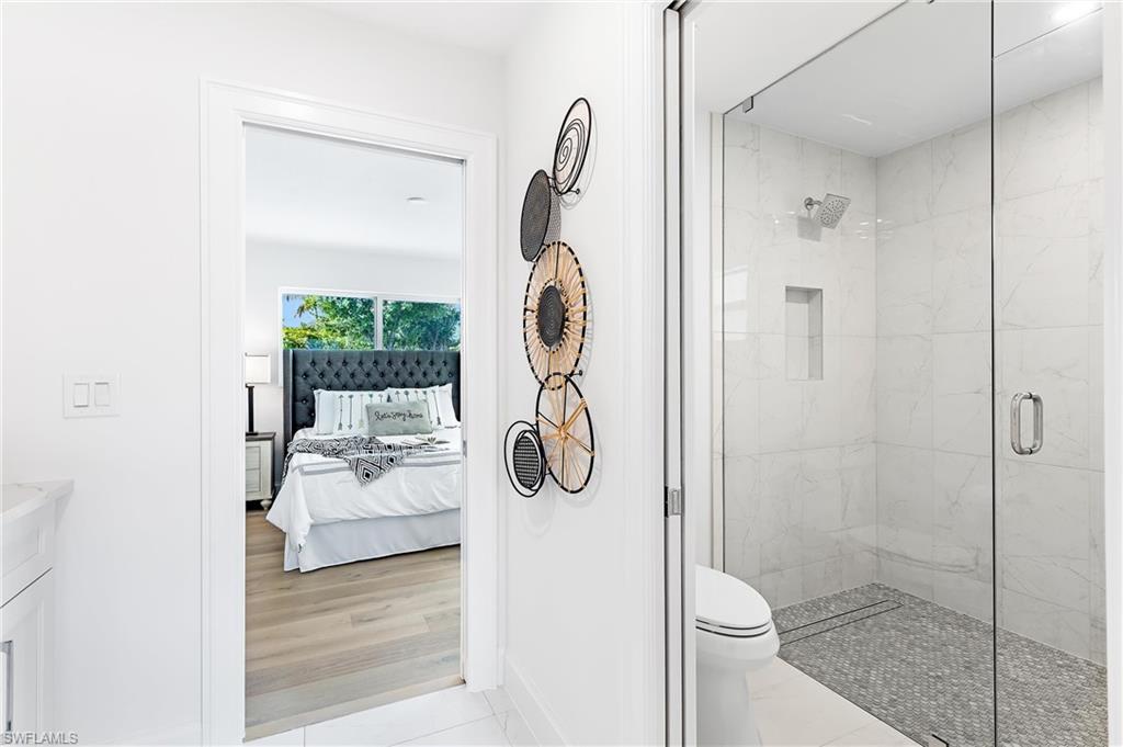 MOORINGS - Residential