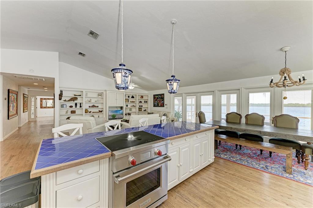 HARBOR HEIGHTS - Residential