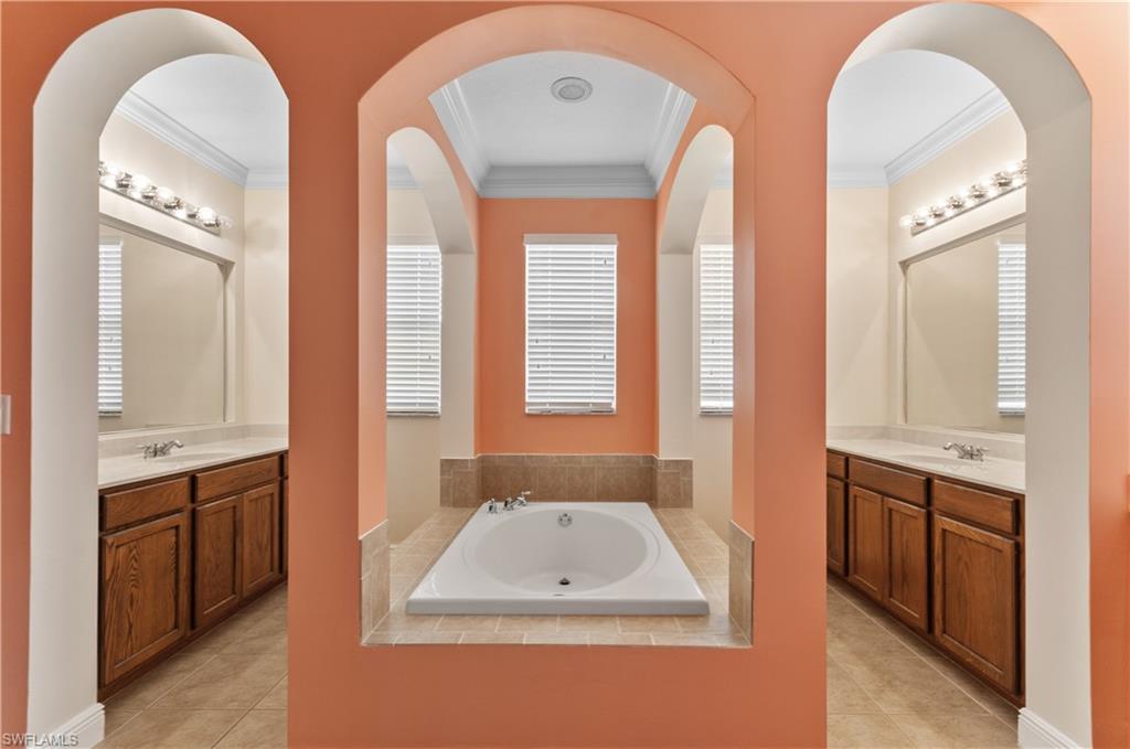 VALENCIA COUNTRY CLUB - Residential