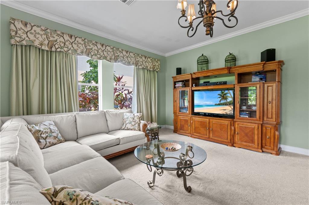 VALENCIA COUNTRY CLUB - Residential