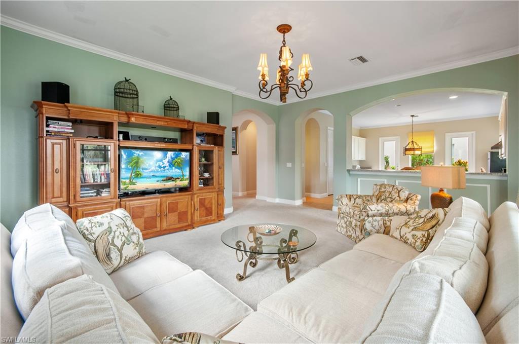 VALENCIA COUNTRY CLUB - Residential