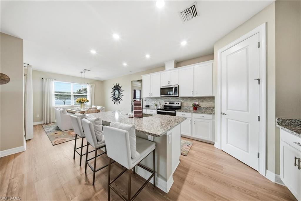 LAKE BABCOCK - Residential