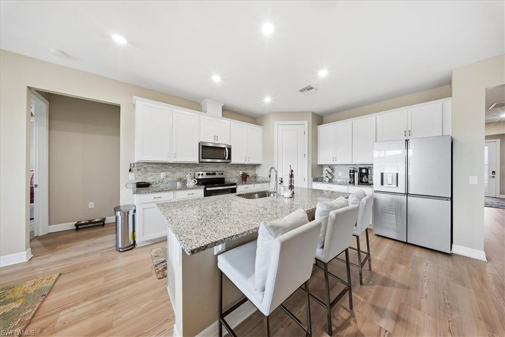 LAKE BABCOCK - Residential