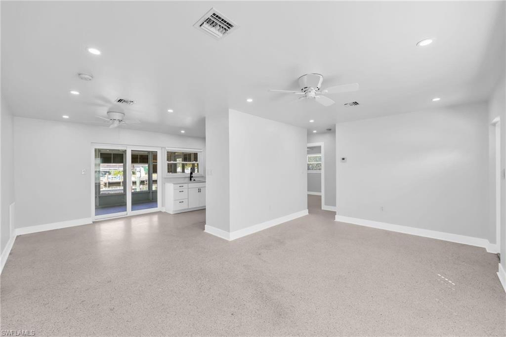 ISLAND HARBORS - Residential