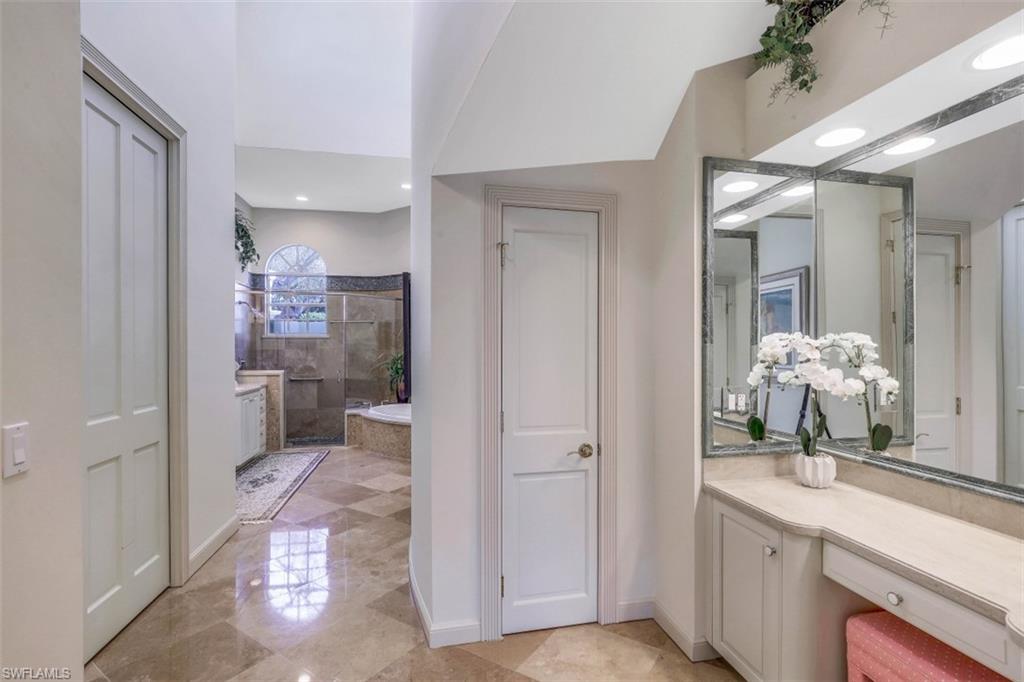 VIZCAYA AT BAY COLONY - Residential