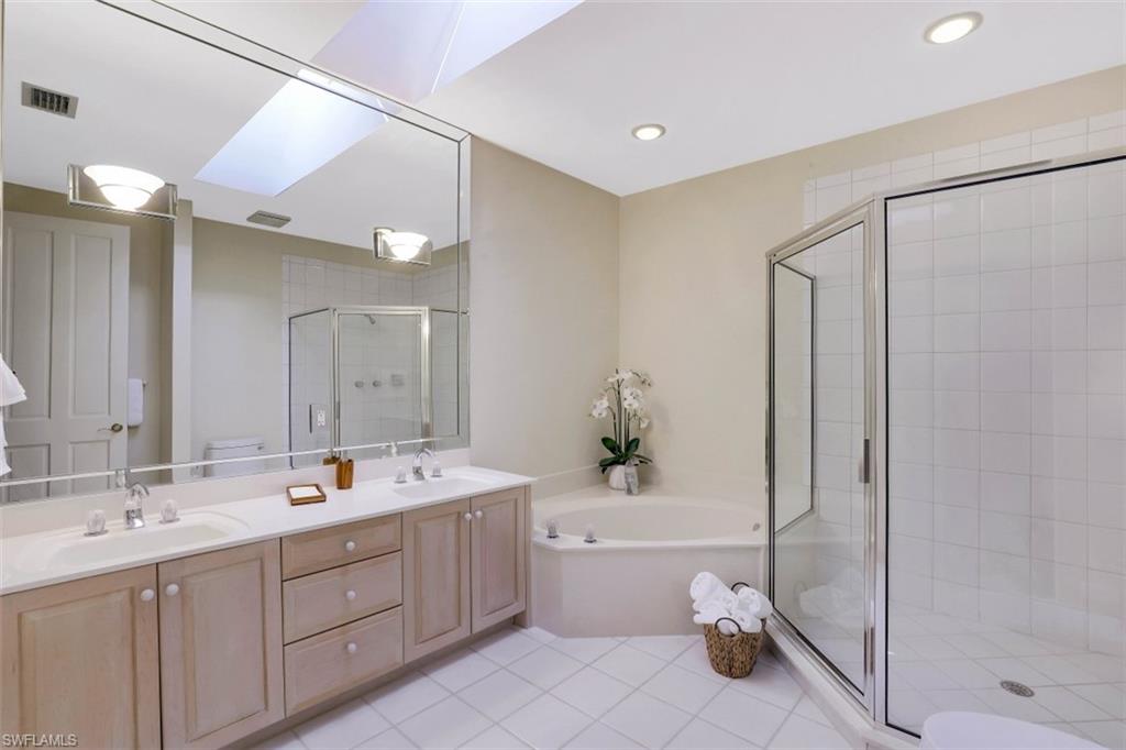 VIZCAYA AT BAY COLONY - Residential