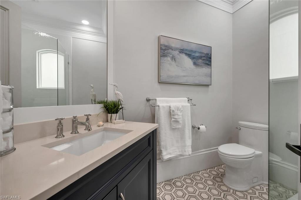 ISLA VISTA - Residential