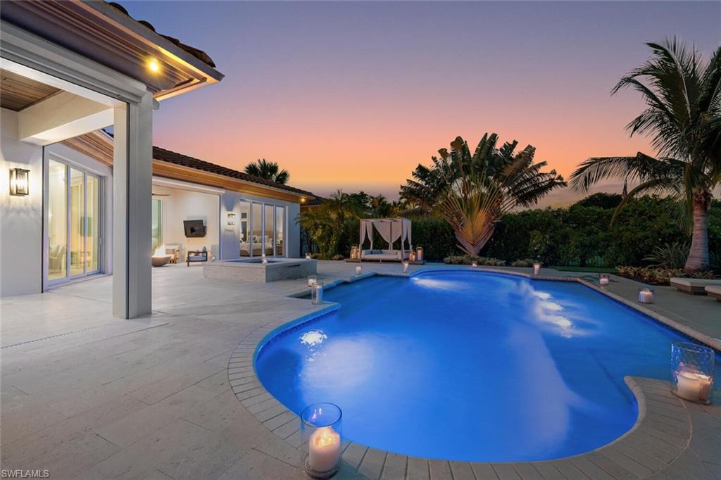 ISLA VISTA - Residential