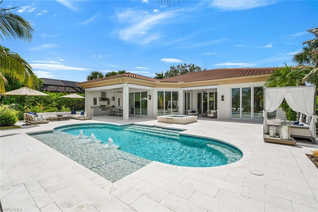 ISLA VISTA - Residential