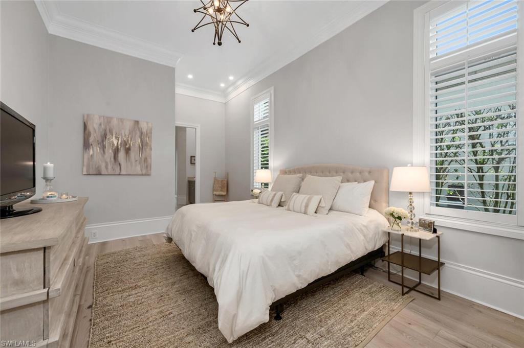 ISLA VISTA - Residential