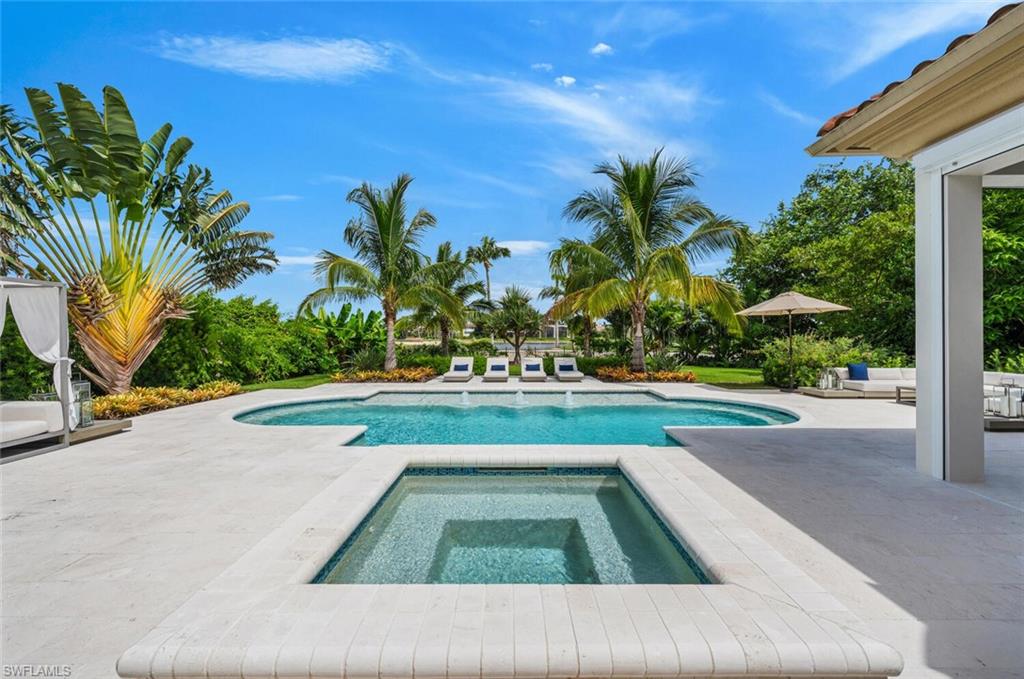 ISLA VISTA - Residential