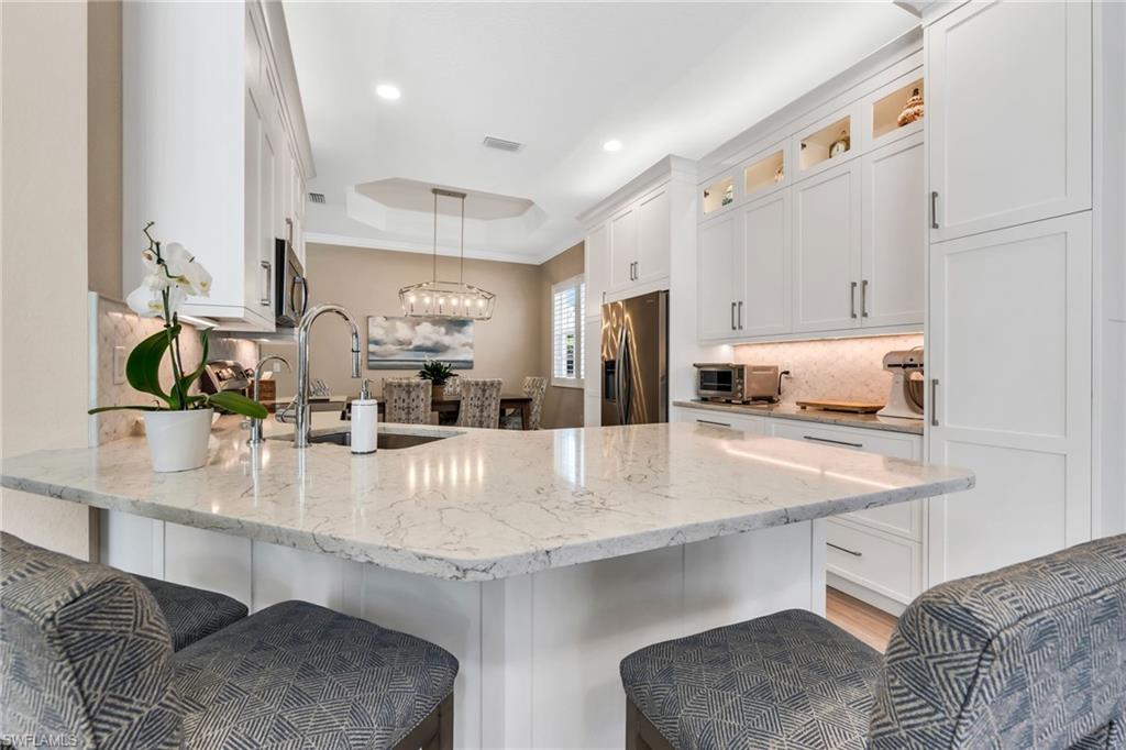 OAK STRAND - Residential