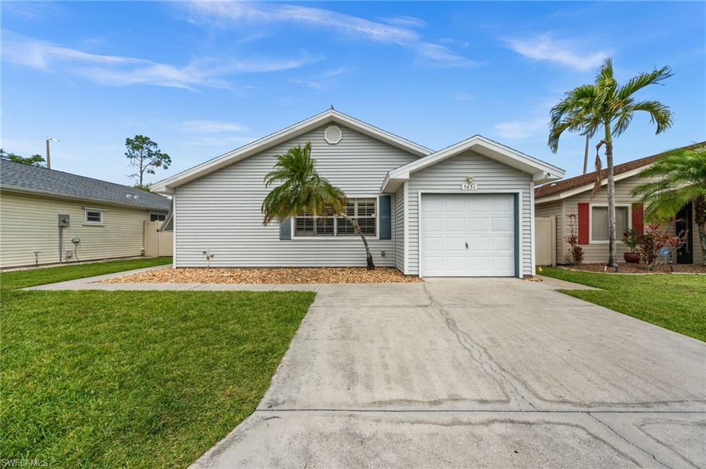 FOXMOOR LAKES - Residential