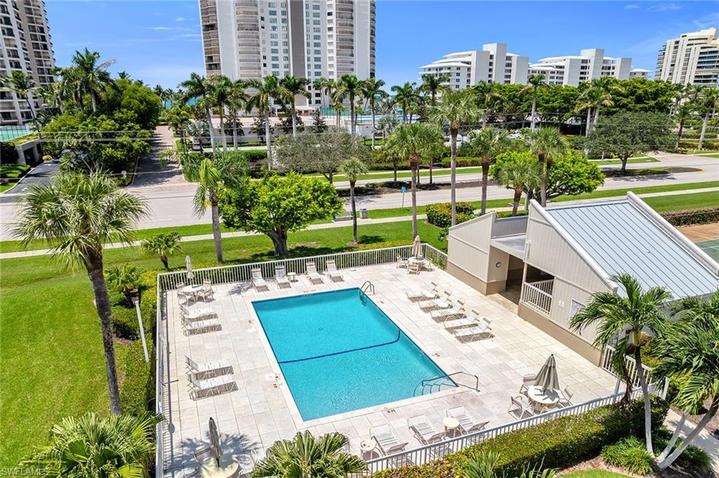 ESSEX OF MARCO ISLAND - Residential