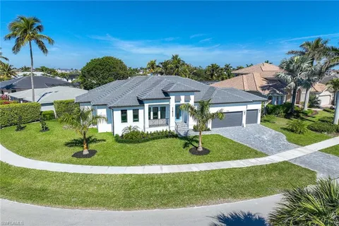 960 Fieldstone Dr, Marco Island, FL 34145 - #: 225011342