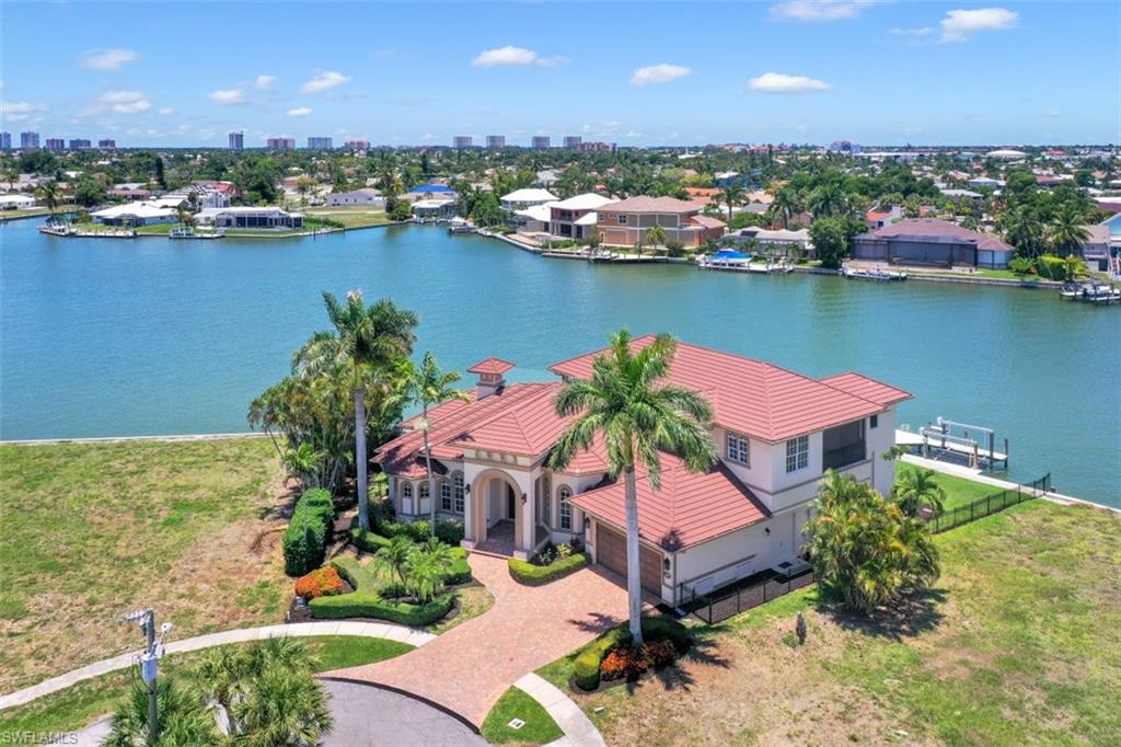 MARCO ISLAND - Residential