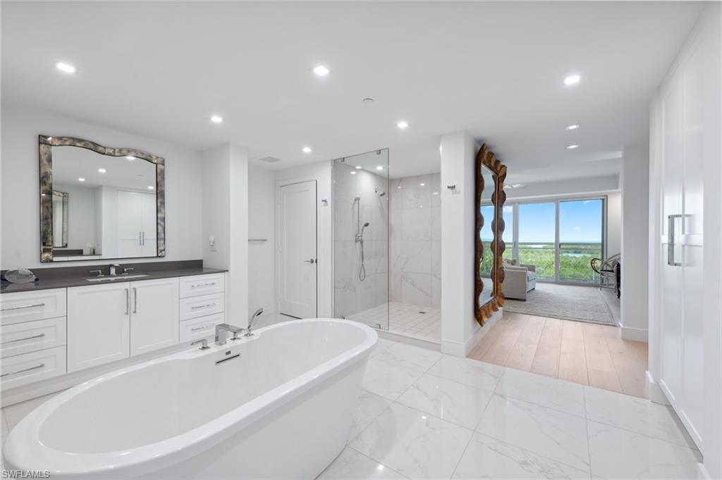 KALEA BAY TOWER 100 - Residential