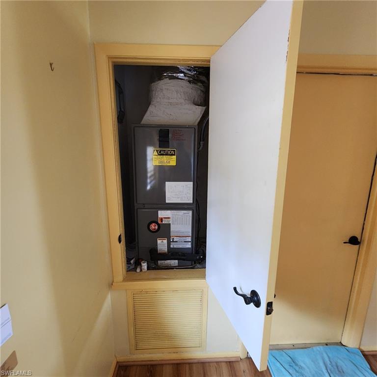 HOLIDAY PARK - Residential