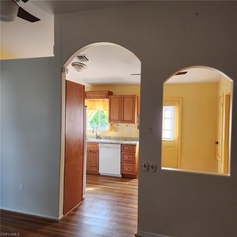 HOLIDAY PARK - Residential