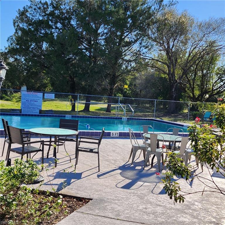 HOLIDAY PARK - Residential