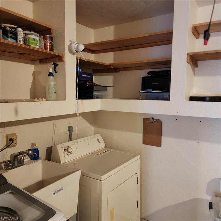 HOLIDAY PARK - Residential