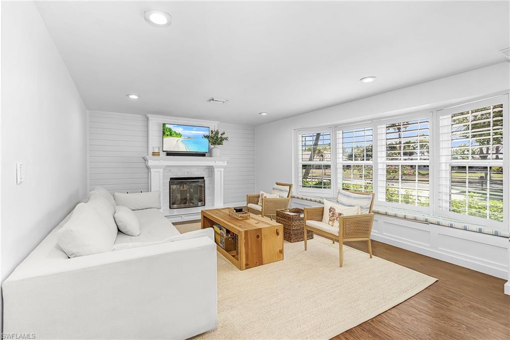 TANGLEWOOD - Residential