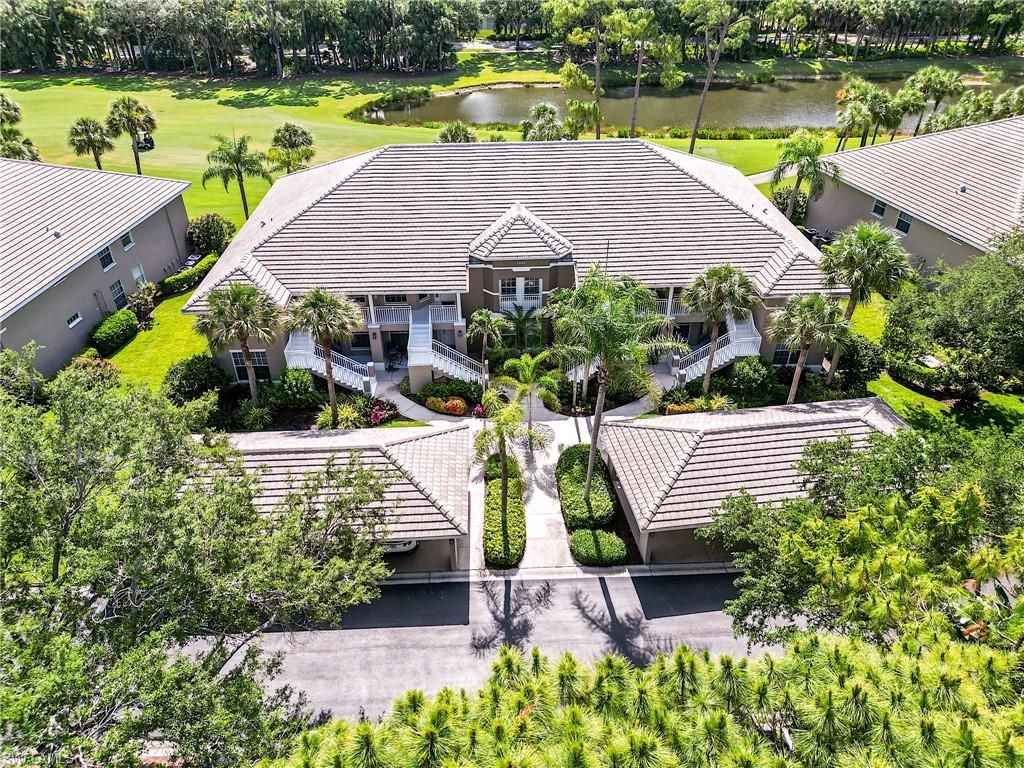 Photo of 1940 Willow Bend CIR #202, NAPLES, FL 34109 (MLS # 226019070)