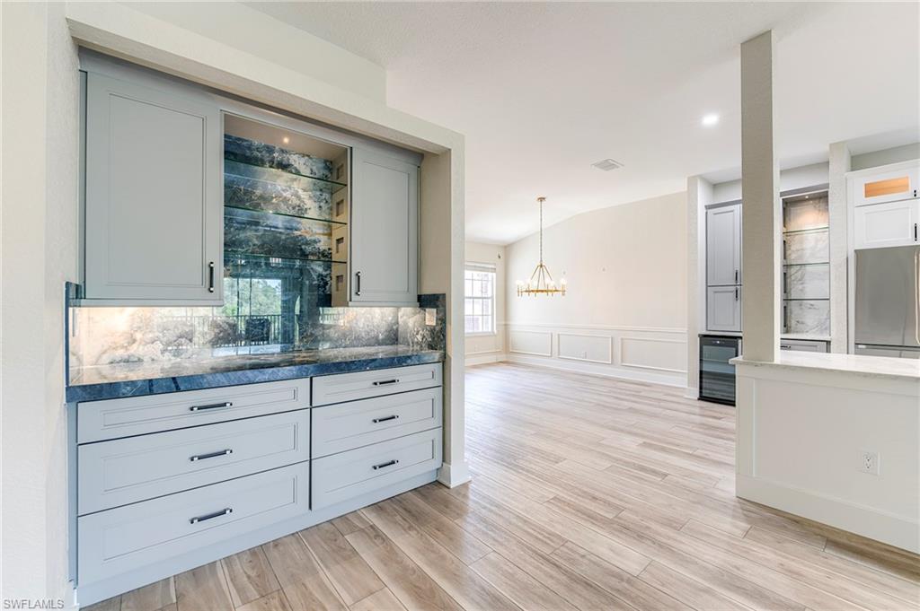 LIGHTHOUSE BAY - Residential