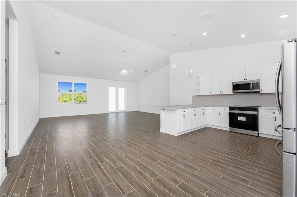 SOUTH GULF COVE - Residential