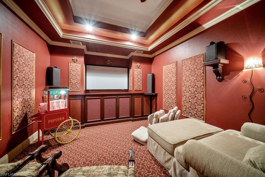 PINE RIDGE - Residential