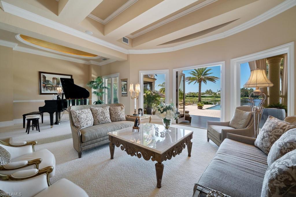 PINE RIDGE - Residential