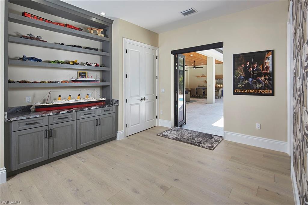 LOGAN WOODS - Residential